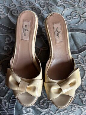 Valentino Sandals sz 39